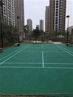 羽毛球场